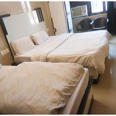 A Premium Hotel Sheeva Inn Near Temple - Fully Air Conditioning - Best Hotel Kankhal Buitenkant foto