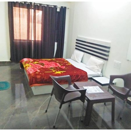 A Premium Hotel Sheeva Inn Near Temple - Fully Air Conditioning - Best Hotel Kankhal Buitenkant foto