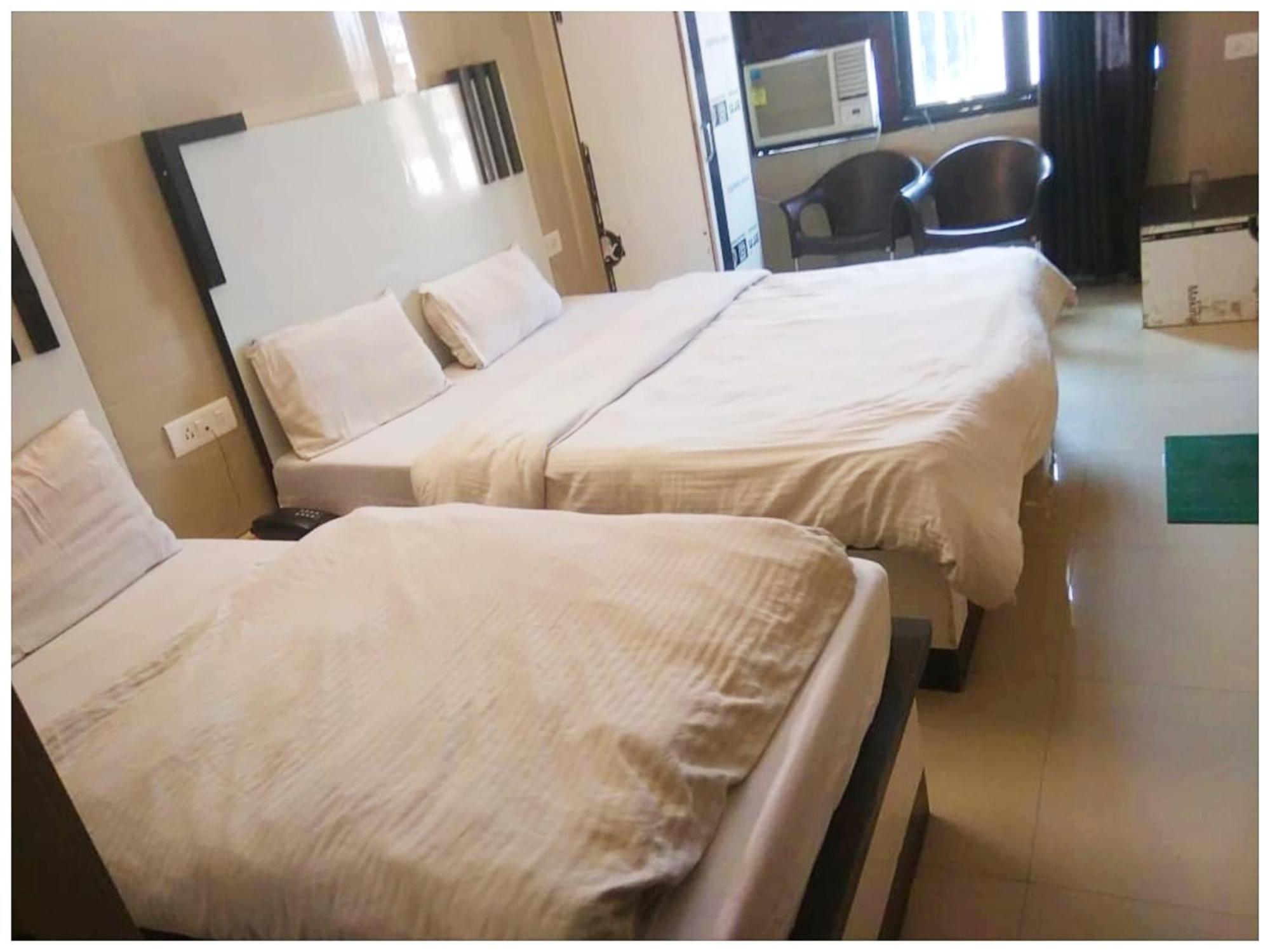 A Premium Hotel Sheeva Inn Near Temple - Fully Air Conditioning - Best Hotel Kankhal Buitenkant foto