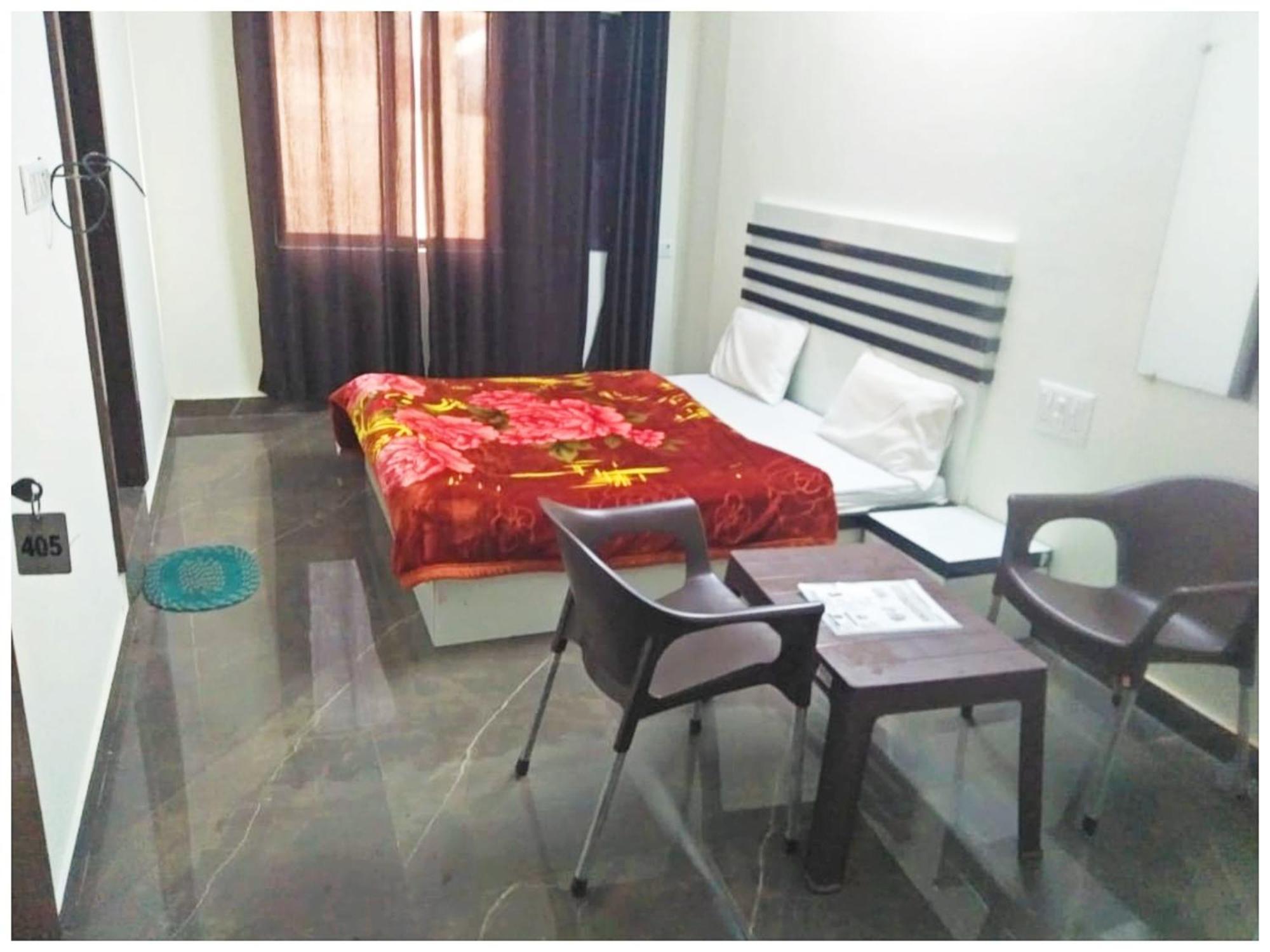 A Premium Hotel Sheeva Inn Near Temple - Fully Air Conditioning - Best Hotel Kankhal Buitenkant foto