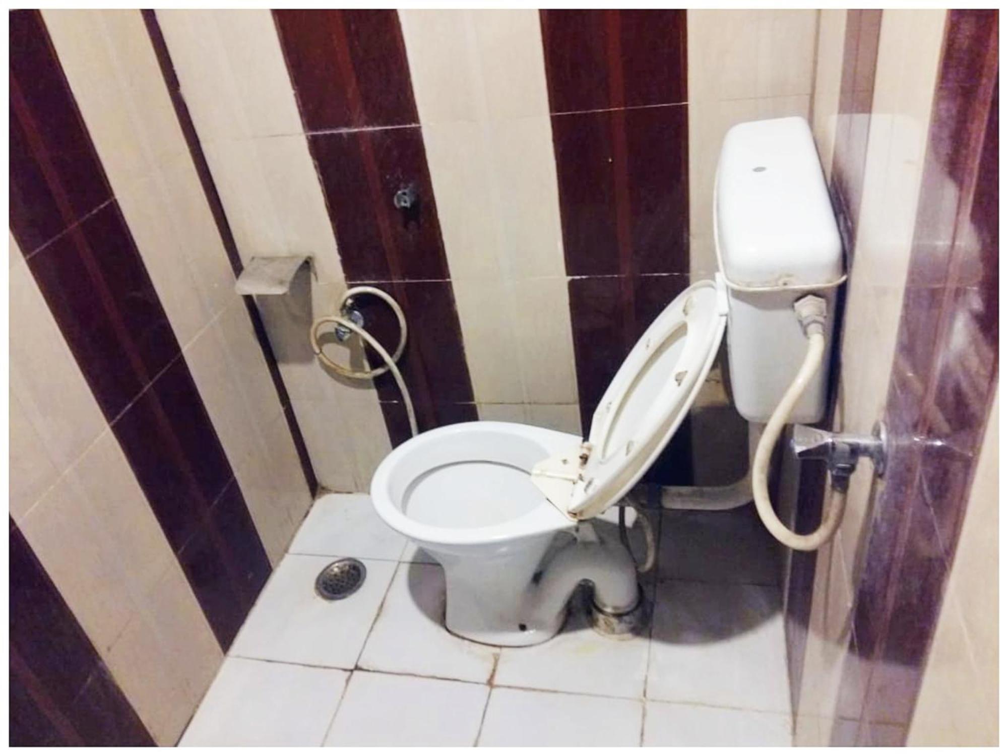 A Premium Hotel Sheeva Inn Near Temple - Fully Air Conditioning - Best Hotel Kankhal Buitenkant foto