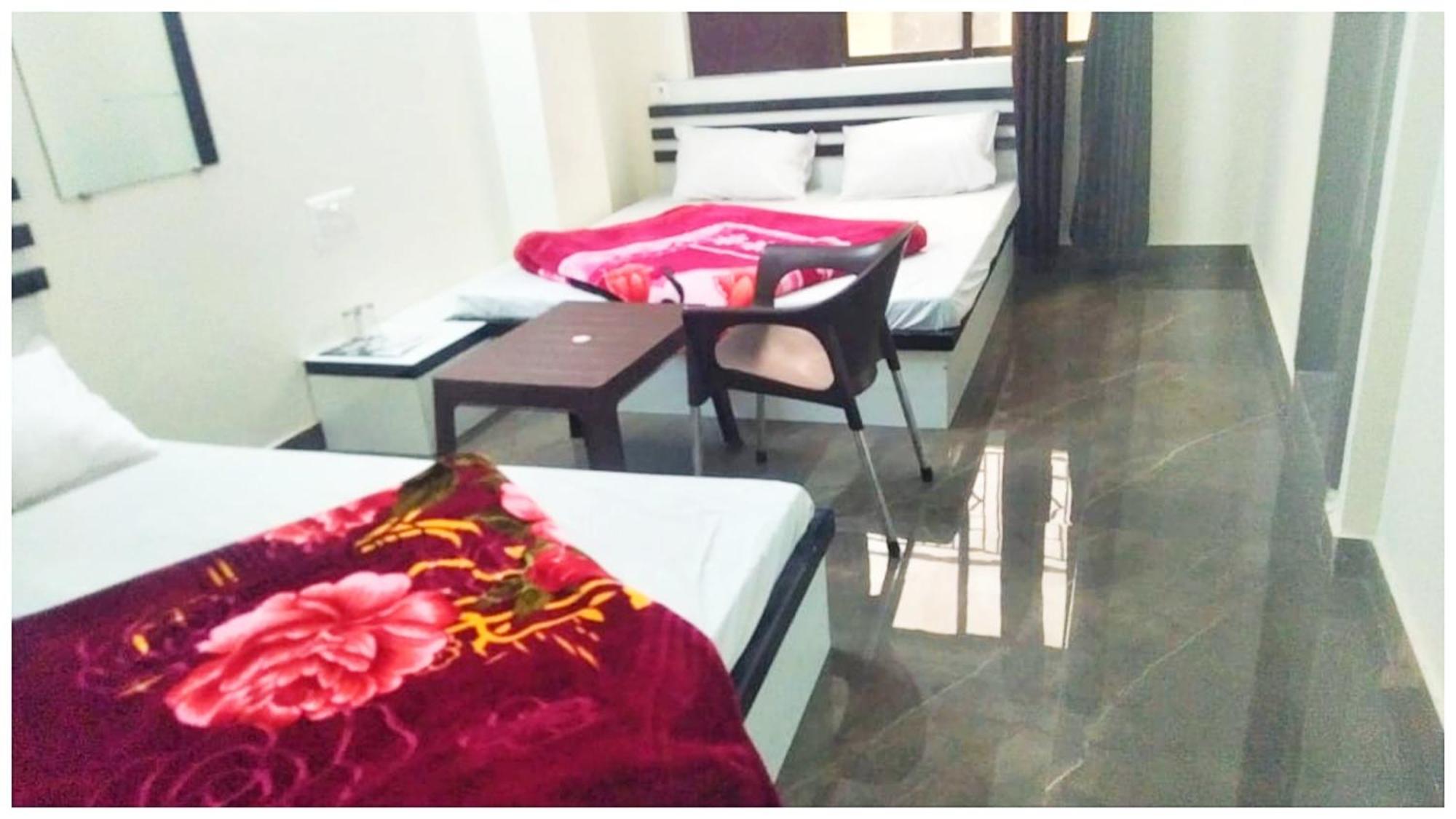 A Premium Hotel Sheeva Inn Near Temple - Fully Air Conditioning - Best Hotel Kankhal Buitenkant foto